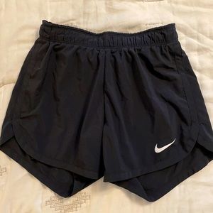 Black Nike 2 in 1 running shorts